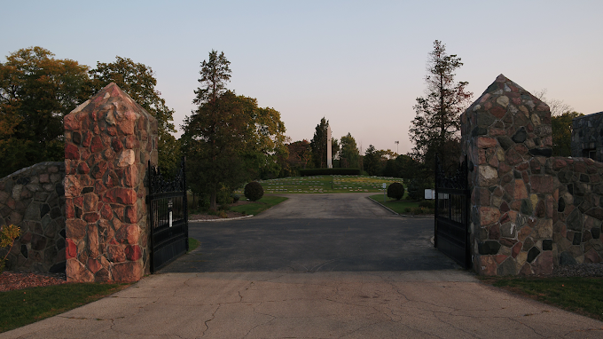 Acacia Park Cemetery - Norridge