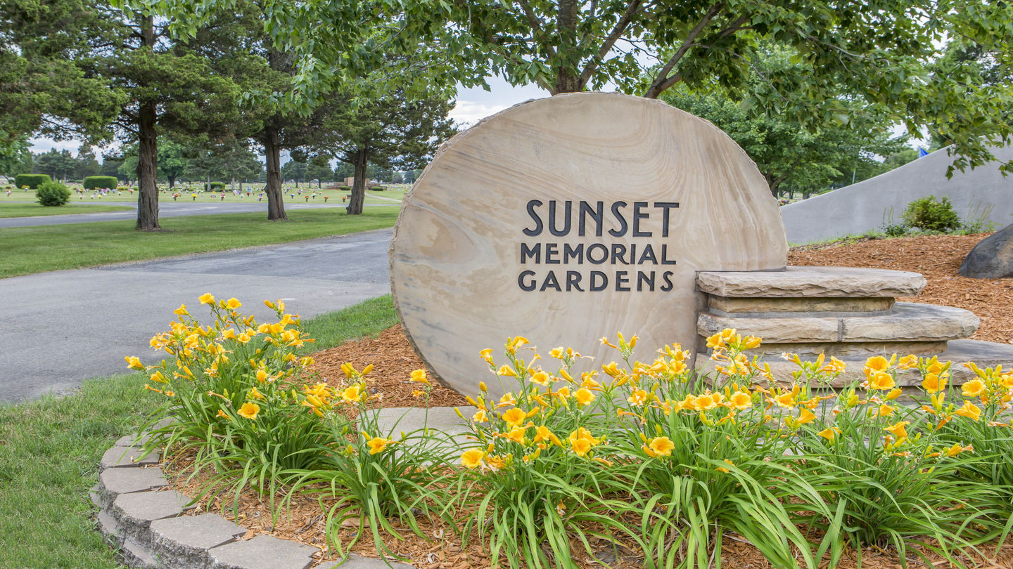 Sunset Memorial Gardens - Machesney Park