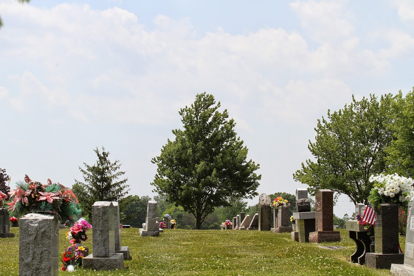 Highland Park Cemetery & Mausoleum - Fort Wayne