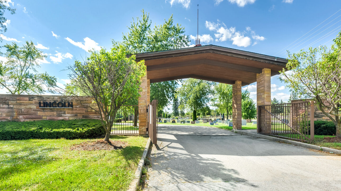 Lincoln Cemetery (Chicago) - Blue Island